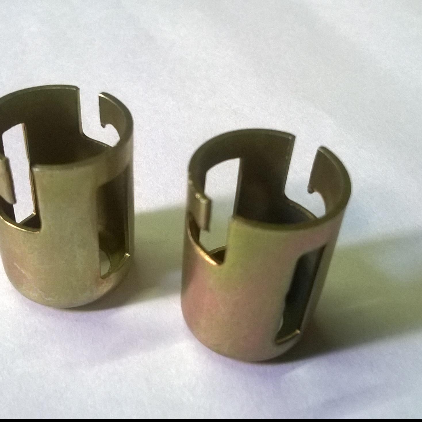 BULB HOLDER DOUBLE CONTACT 24 MM-SHAKTI INDUSTRIES