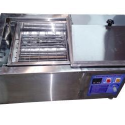 WATER BATH SHAKER-AnaMatrix Instrument Technologies Private Limited
