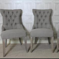 RESTAURANT TABLE & CHAIRS (1315)