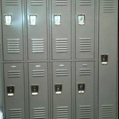 LOCKER (434)
