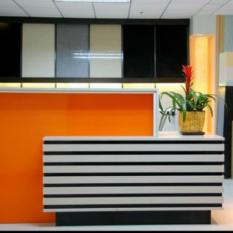 RECEPTION DESK (746)
