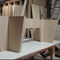 RESTAURANT TABLE & CHAIRS (765)