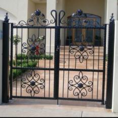 VILLA GATE-GRILL-WINDOW GRILL (943)