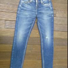 Garment wash chemica