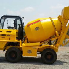 Mobile Self Loading Concrete Mixer