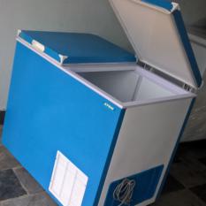Chest cooler ( Beverage cooler)