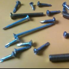 SELF DRILLING SCREWS FOR UPVC WINDOW AND DOORS