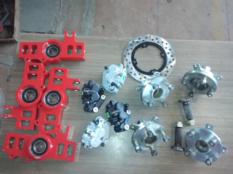 Upright / knuckles with hub 